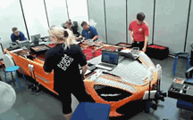Como se constrói um McLaren 720S em LEGO