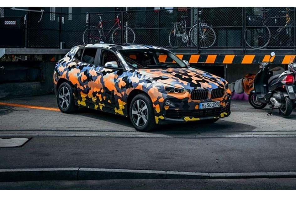 BMW X2 vai-se mostrando aos poucos… nós explicamos o resto!