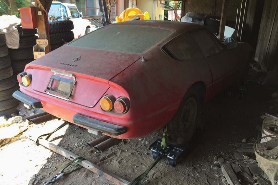 Ferrari Daytona único encontrado em "barracão" pode valer 2 milhões