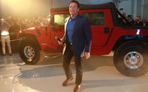 Arnold Schwarzenegger apresentou Hummer eléctrico