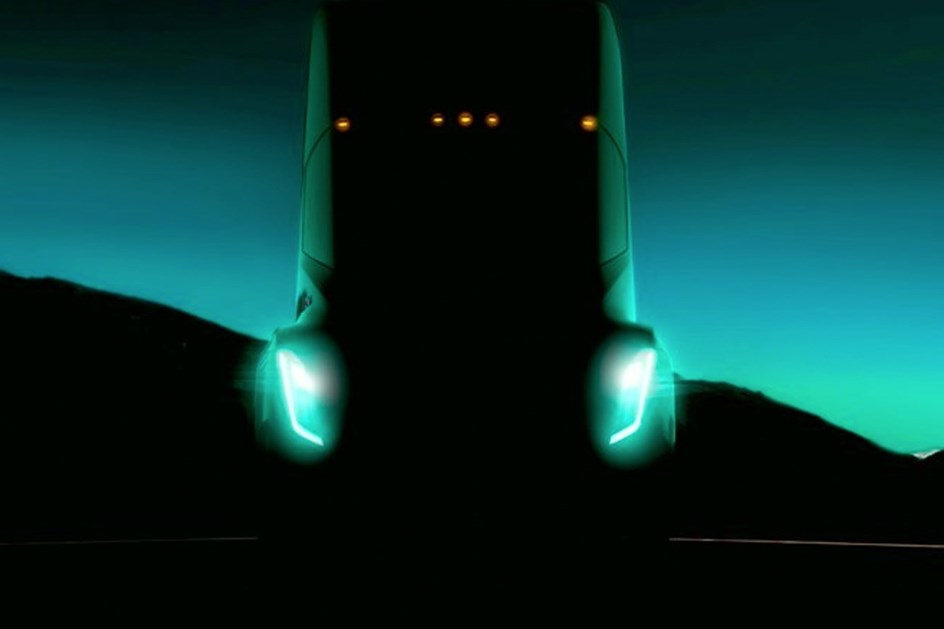 Camião autónomo da Tesla será apresentado a 26 de Outubro