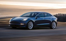 Elon Musk confirma “ritmo lento” na produção do Model 3