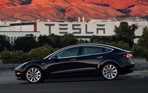 Model 3 está atrasado mas Tesla despede entre 400 a 700 pessoas