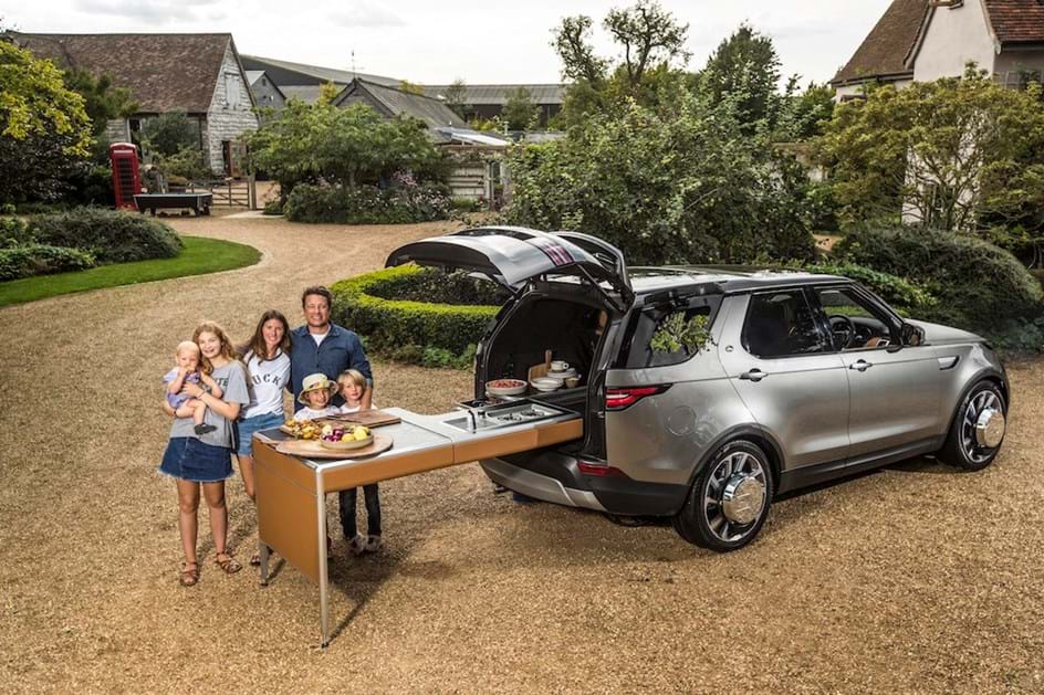 Land Rover Discovery é a nova cozinha de Jamie Oliver