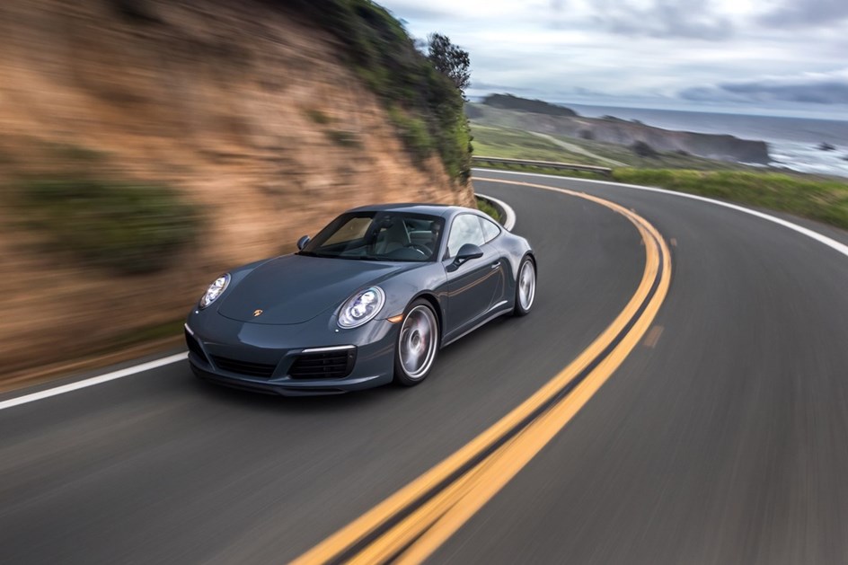 Porsche lança serviço de subscrição que dá acesso a 22 carros por mês