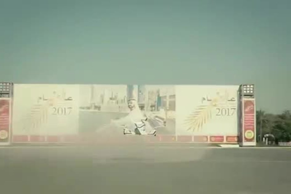 Novo elemento da polícia do Dubai é uma moto voadora