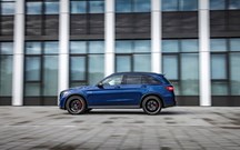 Já guiámos os Mercedes AMG GLC 43 S de 510 cv 