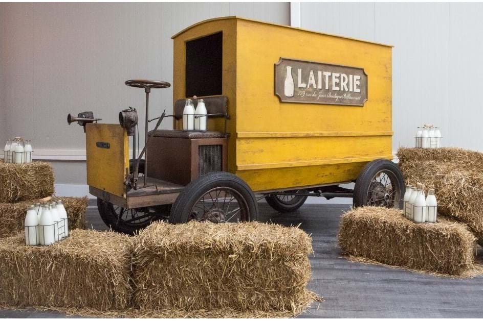 Primeiro comercial da Renault foi uma carrinha do leite de 1900!