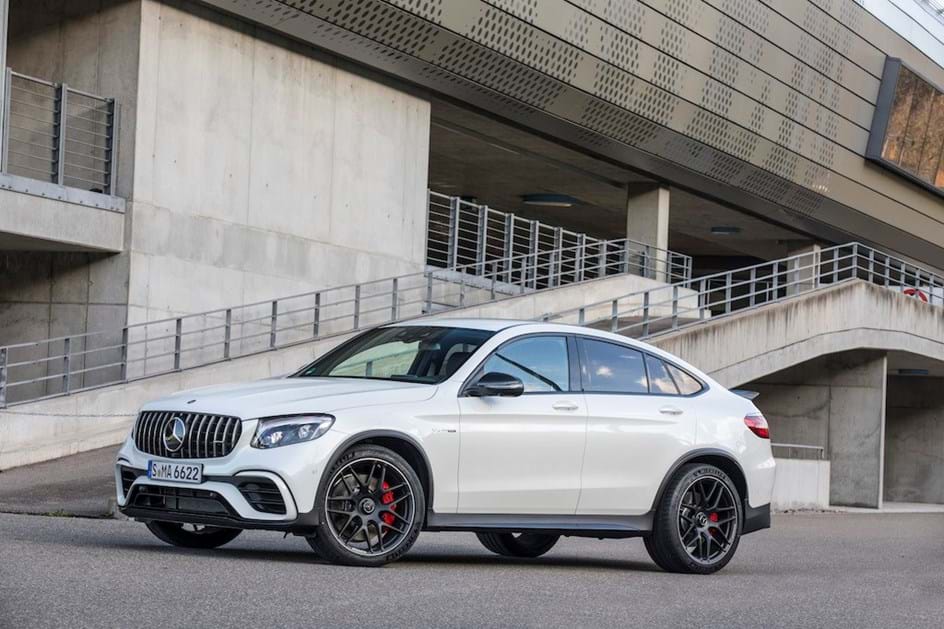 Já guiámos os Mercedes AMG GLC 43 S de 510 cv 