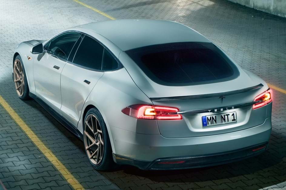 Preparadora Novitec Deitou As Mãos Ao Tesla Model S E Este é O