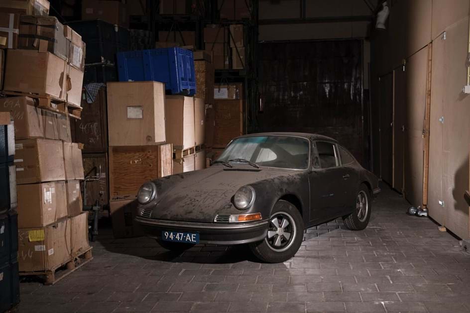 Este Porsche foi prenda de Natal em 1965 e acabou abandonado durante 30 anos 