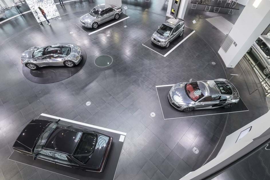 Homenagem ao alumínio do museu da Audi
