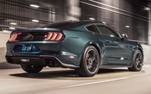 Primeiras unidades de Mustang e Corvette renderam muitos milhares!