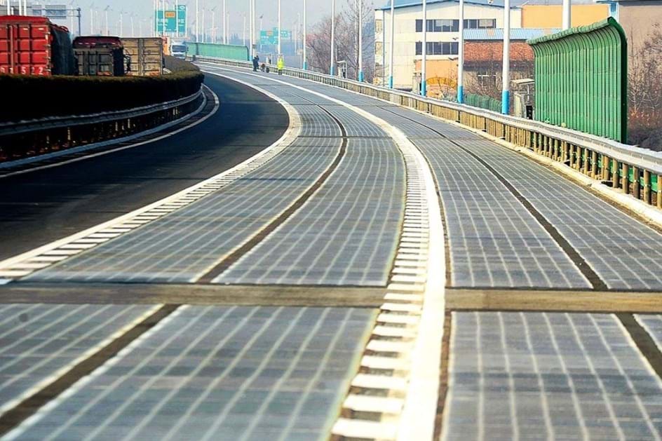 Estrada solar já produz energia na China e abre um futuro mais limpo!