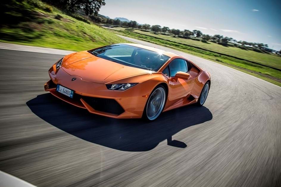 Lamborghini vendeu 3.815 carros em 2017