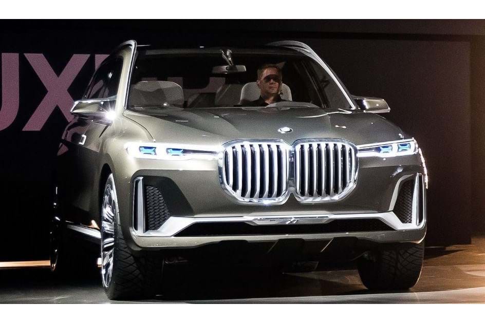 BMW X7 Concept faltou ao salão de Detroit… por acidente!