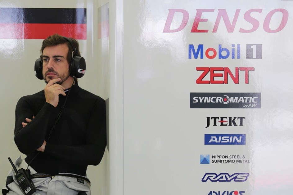 Agora é oficial: Alonso estará em Le Mans com a Toyota