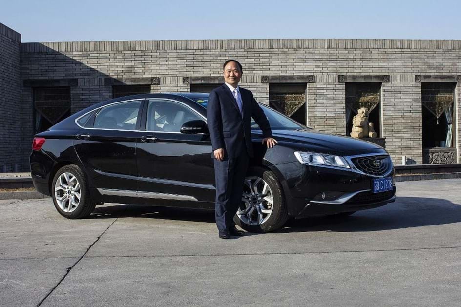Patrão da chinesa Geely já é o maior accionista da dona da Mercedes!