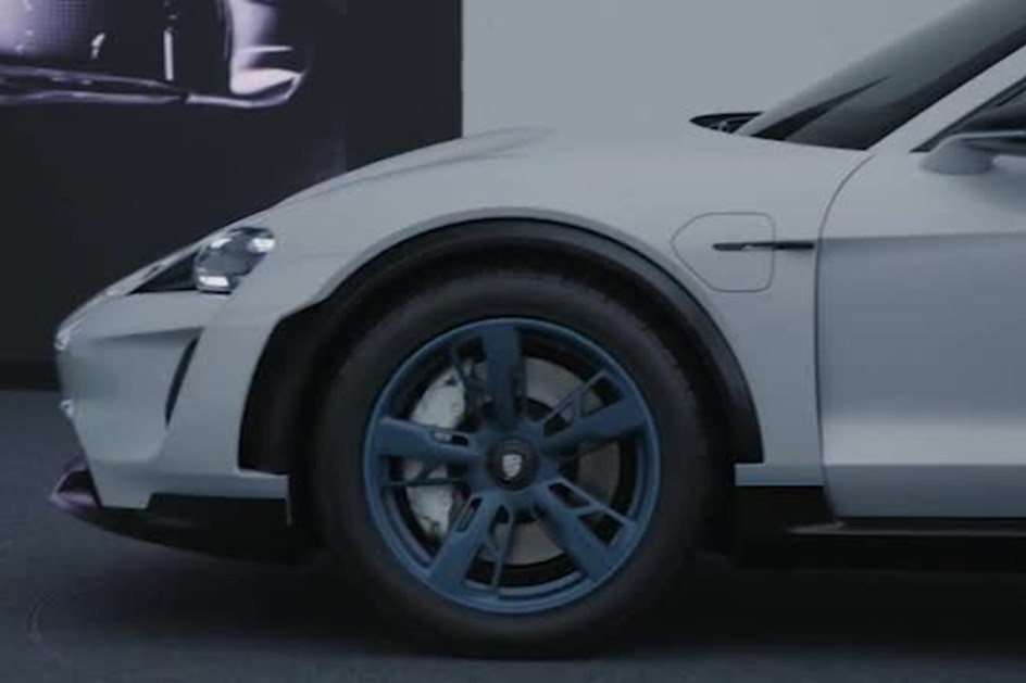 O segundo Porsche eléctrico será o Mission E Cross Turismo, em 2020!