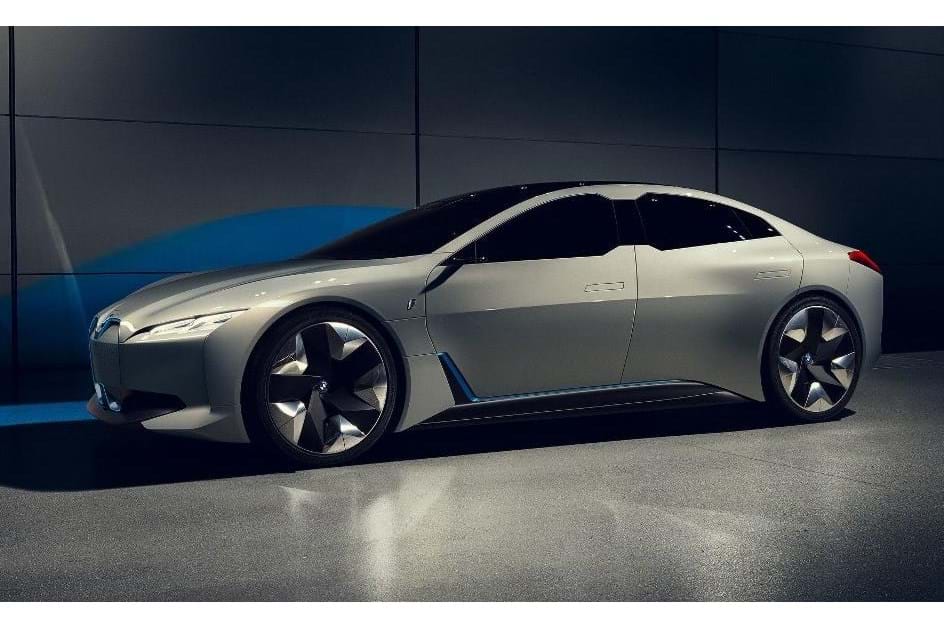 BMW i4 será a versão de produção do "concept" iVision Dynamics