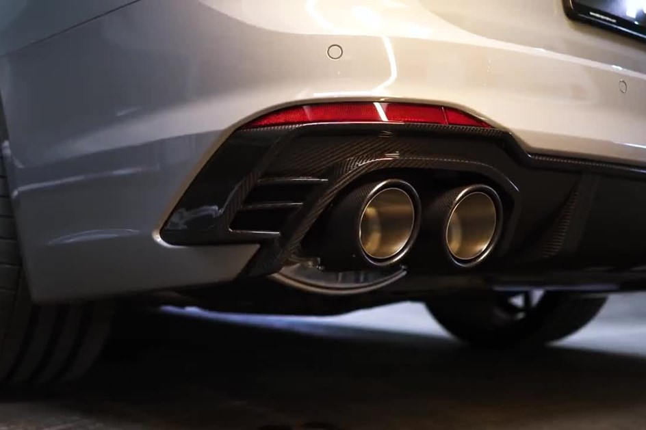 Conheça a "super carrinha" ABT RS4-R de 530 cv, agora em vídeo!