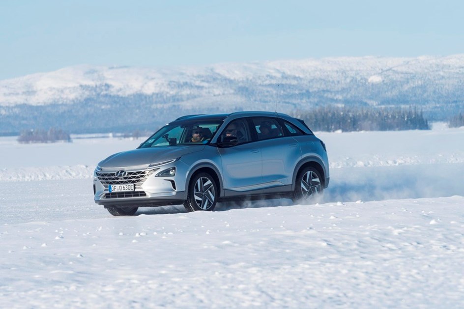 Hyundai testa eléctricos na Lapónia sueca