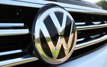 Volkswagen vai mudar de logo para se tornar “menos alemã”