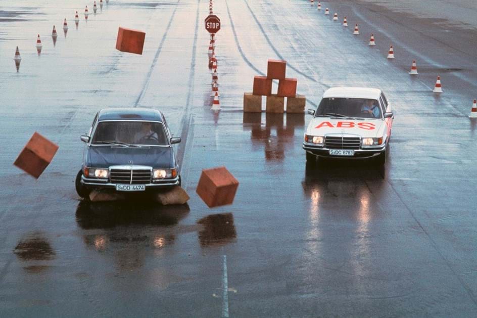 Primeiro carro com ABS apareceu há 40 anos! Veja os primeiros testes!