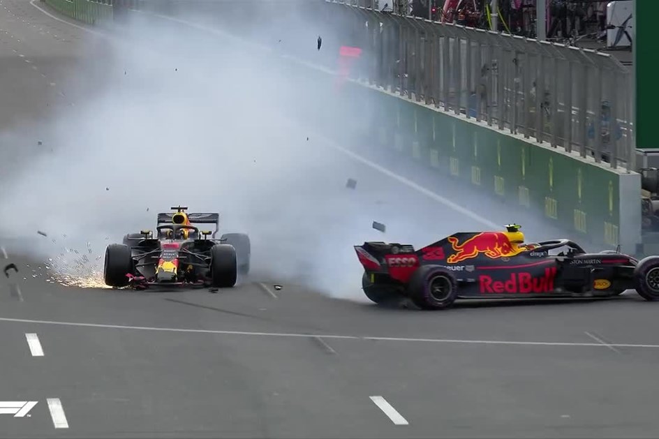 Acidente entre Ricciardo e Verstappen: de quem é a culpa?