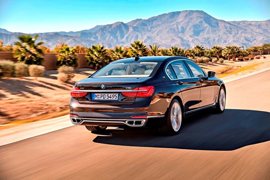 M7 poderá ser o mais potente e mais caro BMW da actualidade ...