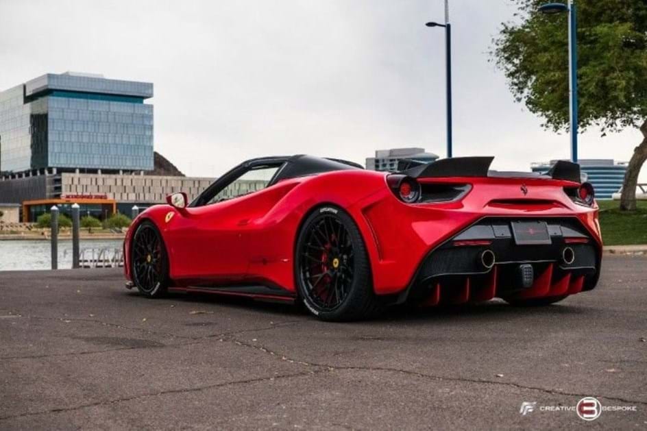 Transformação Deixou Ferrari 488 Spider Irreconhecível