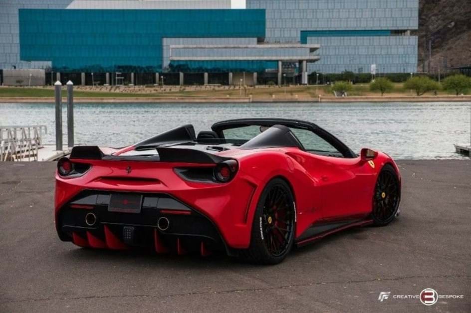 Transformação Deixou Ferrari 488 Spider Irreconhecível