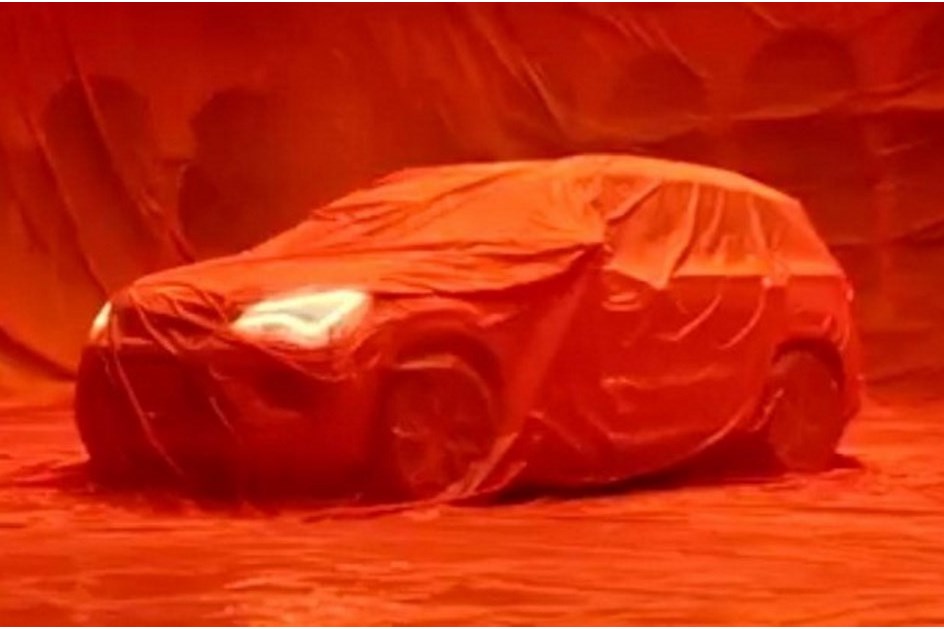 SEAT mostra SUV Tarraco em "teaser"