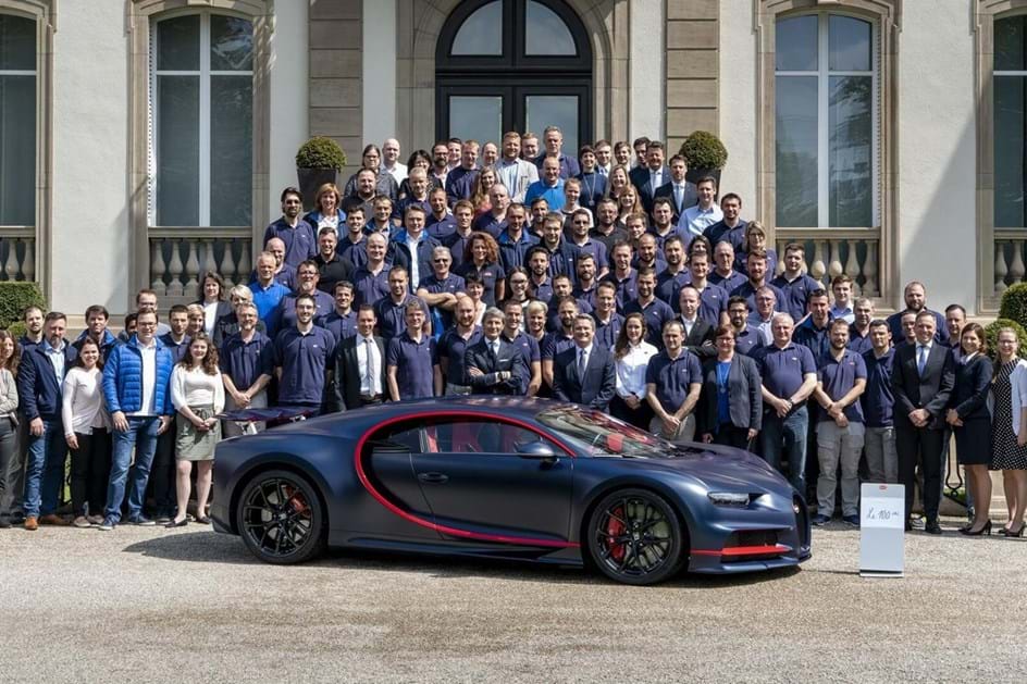 Bugatti fez o Chiron número 100. Faltam 400…