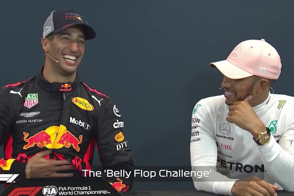 Hamilton disse a Ricciardo para festejar vitória no Mónaco com uma... chapa!