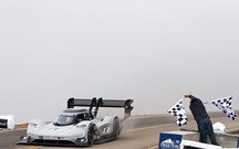 Pikes Peak: VW eléctrico pulverizou recorde do Peugeot de Loeb 