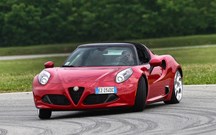 Alfa Romeo 4C tem os dias contados mas Spider sobrevive