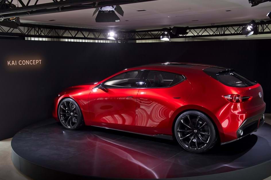 Novo Mazda 3 chega lá para o fim do ano Novos Modelos