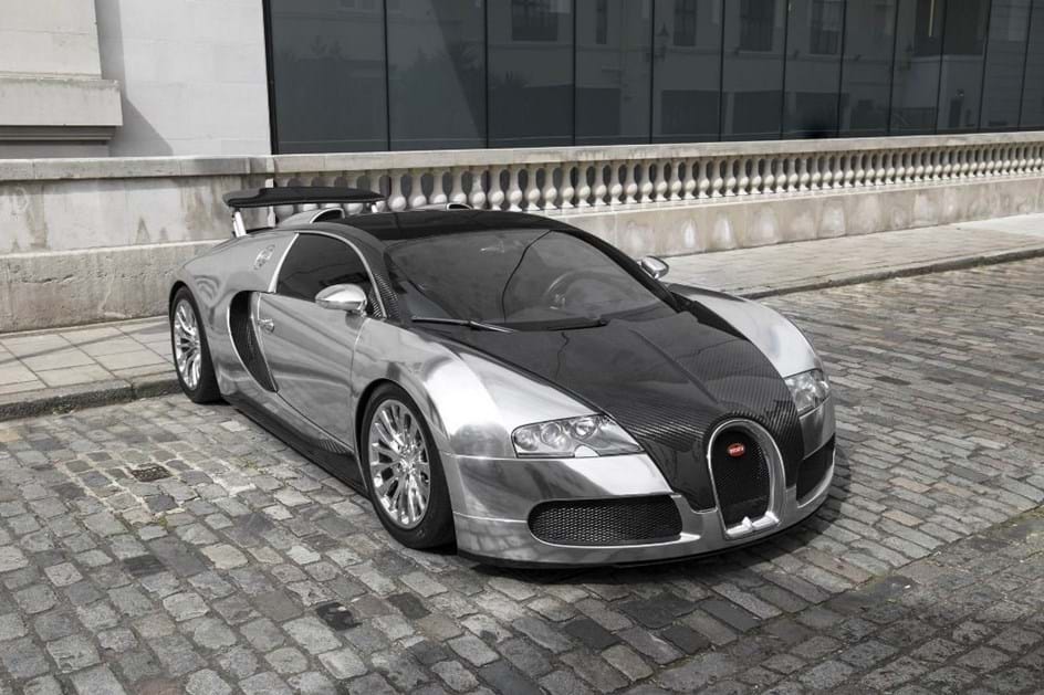 Este Bugatti Veyron de 1,56 milhões nunca passa despercebido!