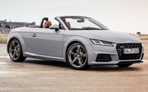 Audi TT ganhou novos motores e edição especial dos 20 anos