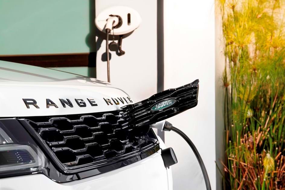 Range Rover Sport renovado ganha motor diesel mais potente - Tome Nota ...