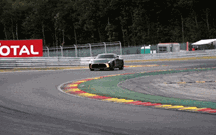 Nissan GT-R50 by Italdesign estreou-se em pista