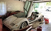 Encontrou Lamborghini e Ferrari abandonados na garagem da avó