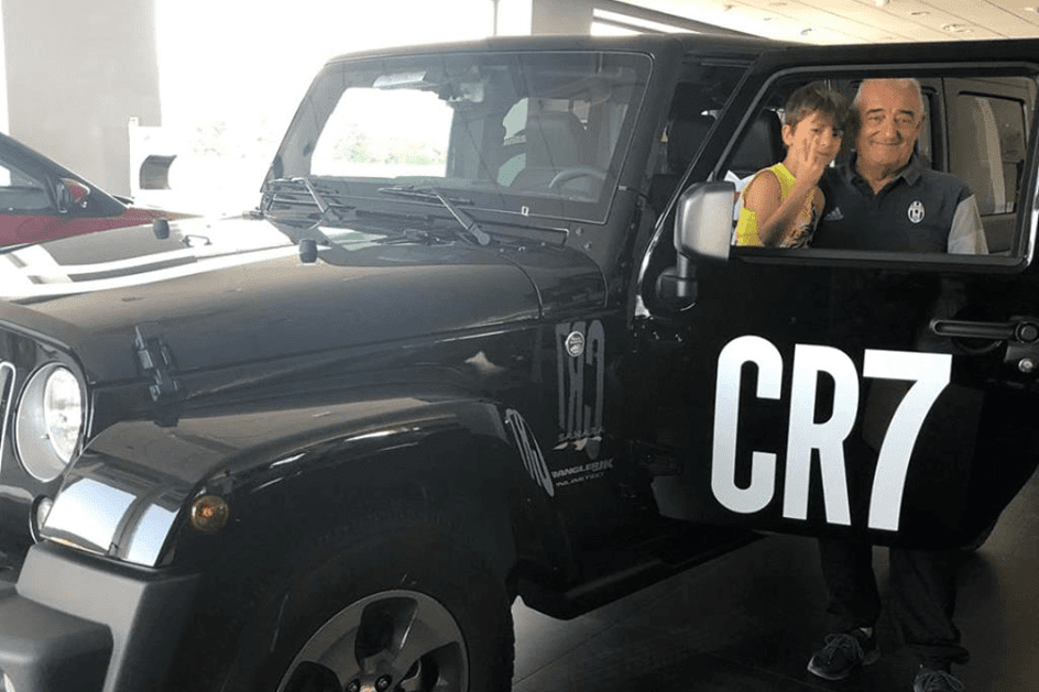 Cr7 jeep hot sale