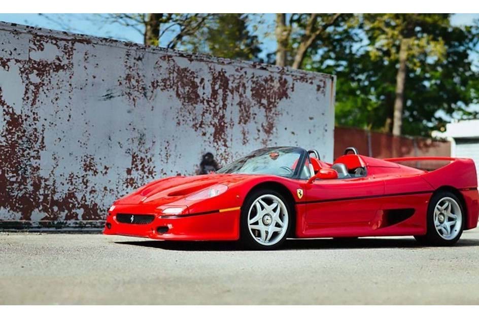 Primeiro Ferrari F50 a ser feito está à venda