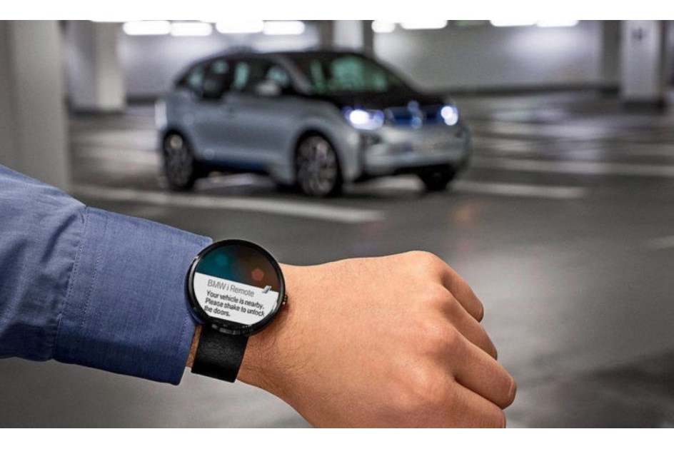Fossil vai começar a vender relógios da BMW no próximo ano
