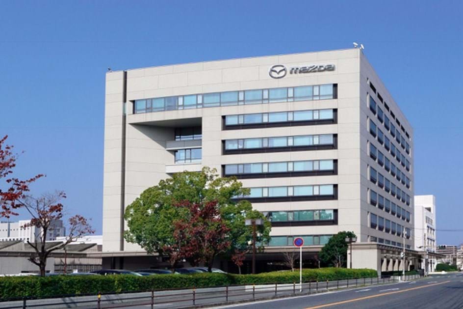 Mazda enviou relatório ao Ministério Japonês dos Transportes para esclarecer situação das emissões falsas