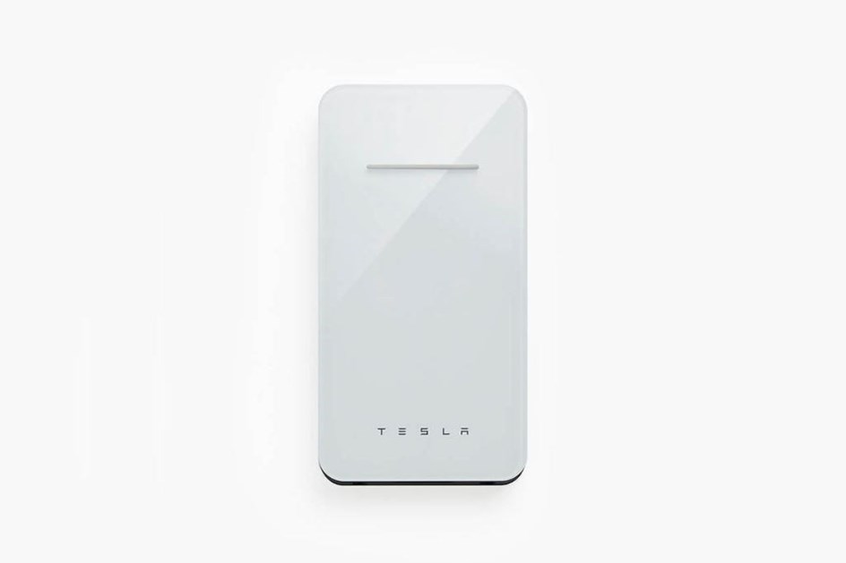 Tesla lançou “power bank” wireless de 55 euros