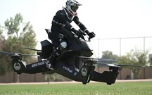 Polícia do Dubai já treina agentes para guiarem motos voadoras