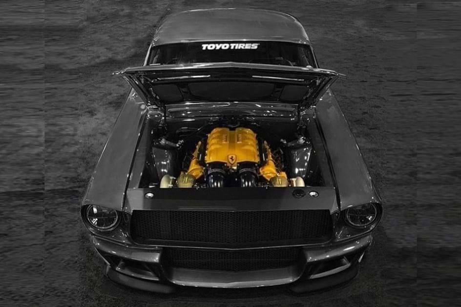 Mustang Corruptt: alguma vez viu um Mustang com motor Ferrari?